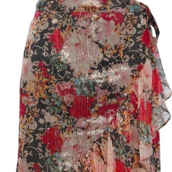 Metallic wrap floral skirt - Picture 3 of 6